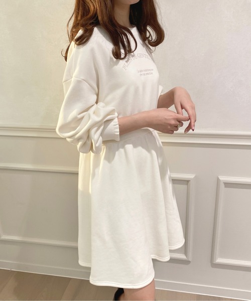 apres jour(アプレジュール)の「ロゴ刺繍スウェットワンピース【ZOZOTOWN限定アイテム】(ワンピース・レディース・ナチュラル/アイボリー/オフホワイト/ライトピンク・フリー/X-LARGE)」の9枚目の写真