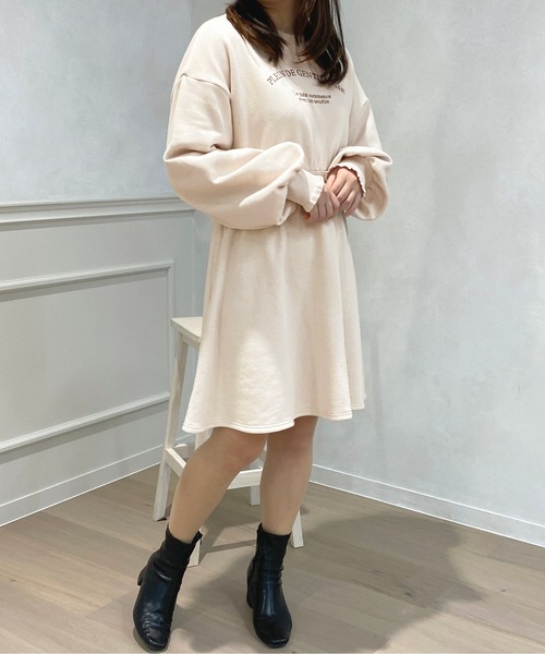 セール】ロゴ刺繍スウェットワンピース【ZOZOTOWN限定アイテム