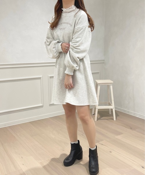 セール】ロゴ刺繍スウェットワンピース【ZOZOTOWN限定アイテム