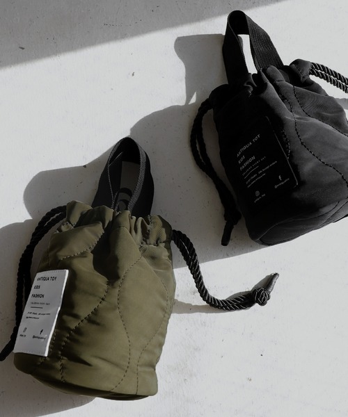 antiqua（アンティカ）の「2wayキルティング巾着バッグ（ショルダーバッグ・キッズ・カーキ/ブラック・FREE）」の19枚目の写真