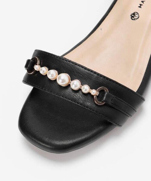 MAJESTIC LEGON（マジェスティックレゴン）の「ローヒールパールサンダル（サンダル・レディース・グレイッシュベージュ/ブラック/アイボリー・SMALL/MEDIUM/X-LARGE/LARGE）」の10枚目の写真