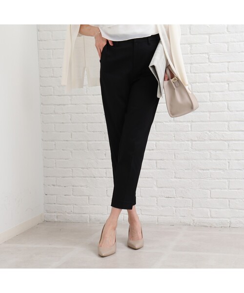 SHOO・LA・RUE（シューラルー）の「◆【SS－3L/美脚シルエット/3Dスキャン/オールシーズン可】 オンにもオフにも○ サテン スティックパンツ（その他パンツ・レディース・ライトベージュ/ライトグリーン/イエロー/ホワイト系/ブラック/ピンク系/ブルー/カーキ・01/04/02/03/05/10）」の18枚目の写真