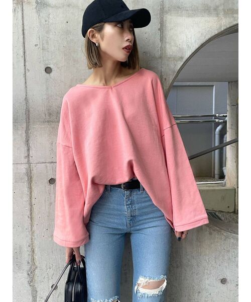 EMODA（エモダ）の「ディープVオーバートップ（Tシャツ/カットソー・レディース・ホワイト/ブラック/ピンク/ブルー・FREE）」の4枚目の写真