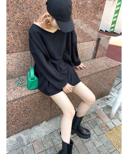 EMODA（エモダ）の「ディープVオーバートップ（Tシャツ/カットソー・レディース・ホワイト/ブラック/ピンク/ブルー・FREE）」の8枚目の写真