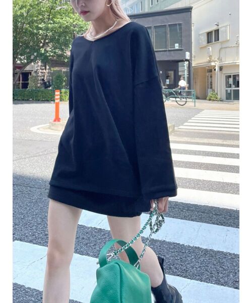 EMODA（エモダ）の「ディープVオーバートップ（Tシャツ/カットソー・レディース・ホワイト/ブラック/ピンク/ブルー・FREE）」の9枚目の写真