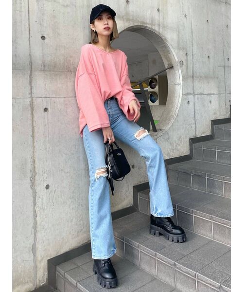 EMODA（エモダ）の「ディープVオーバートップ（Tシャツ/カットソー・レディース・ホワイト/ブラック/ピンク/ブルー・FREE）」の17枚目の写真