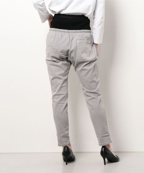 bajra(バジュラ)の「bajra(バジュラ)別注デニムパンツ(デニムパンツ・レディース・グレー/ブラック・3)」の4枚目の写真