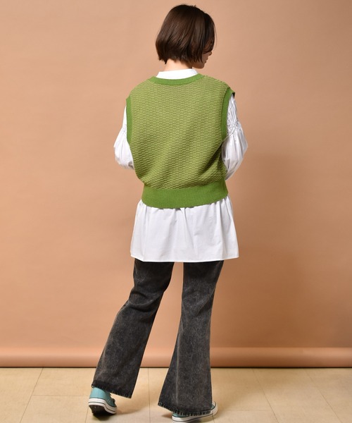 RETRO GIRL(レトロガール)の「イージーフレアパンツ(デニム)(デニムパンツ・レディース・ケミカルウォッシュ/ブラック/ライトブルー・SMALL/MEDIUM/LARGE)」の9枚目の写真