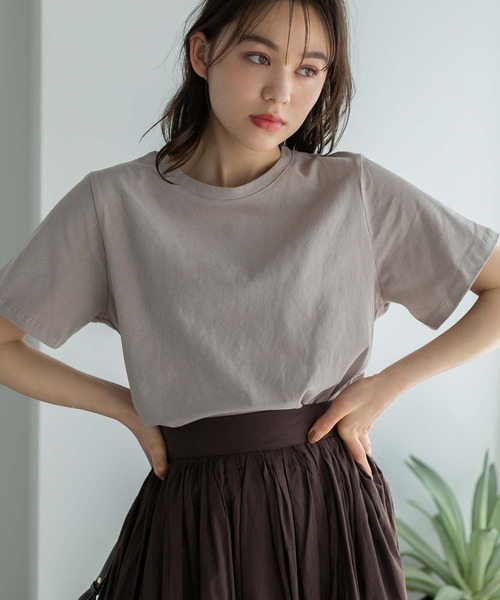 Edit Sheen（エディットシーン）の「ニュアンスカラークルーネックTシャツ（Tシャツ/カットソー・レディース・ホワイト/ベージュ/ダークグレー/グレイッシュベージュ・M）」の4枚目の写真