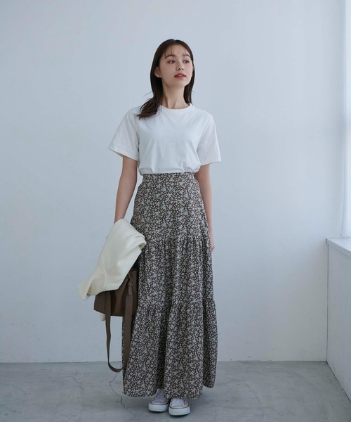 Edit Sheen（エディットシーン）の「ニュアンスカラークルーネックTシャツ（Tシャツ/カットソー・レディース・ホワイト/ベージュ/ダークグレー/グレイッシュベージュ・M）」の22枚目の写真