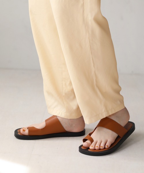 Bab（バブ）の「ツータックサテンライクテーパードパンツ（その他パンツ・レディース・アイボリー/キャメル/ライトブルー・M）」の10枚目の写真