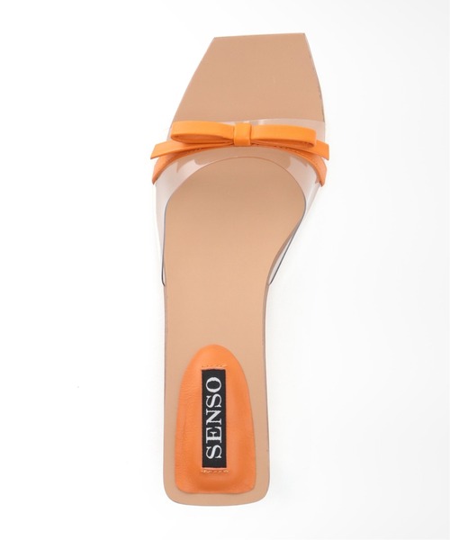 U by SPICK&SPAN(ユーバイスピックアンドスパン)の「【SENSO/センソ】 Ribbonモチーフクリアサンダル(サンダル・レディース・オレンジ・38/36/37)」の4枚目の写真