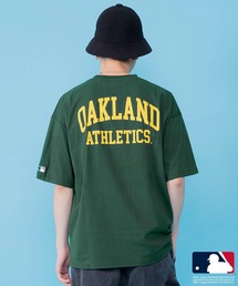 ベースボールシャツ」に該当するグリーン・カーキ/緑色系の