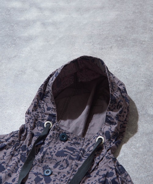 TOBILA（トビラ）の「リーフカモフラプリントミリタリージャケット（ミリタリージャケット・レディース・ベージュ/ネイビー/グリーン・M）」の15枚目の写真