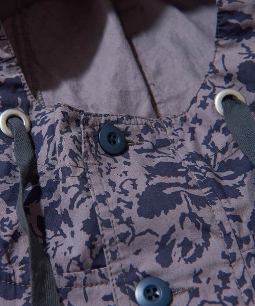 TOBILA（トビラ）の「リーフカモフラプリントミリタリージャケット（ミリタリージャケット・レディース・ベージュ/ネイビー/グリーン・M）」の17枚目の写真