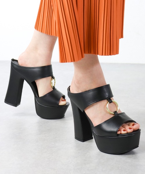 LOVEHUNTER（ラブハンター）の「LOVEHUNTER / フロントリングミュールサンダル (1576)（サンダル・レディース・ホワイト/ブラック・S/M/L/LL/SS）」の2枚目の写真