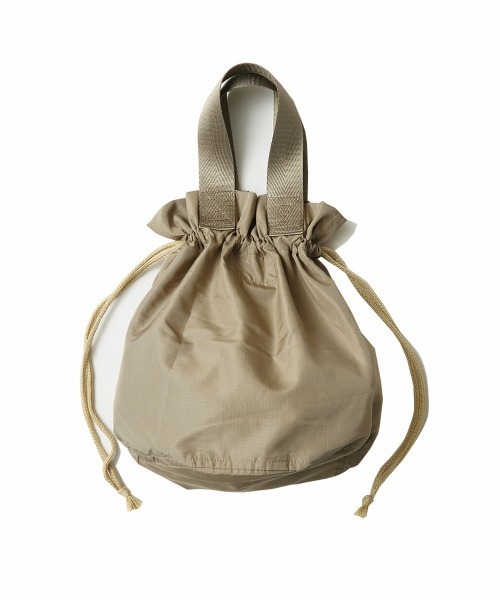 MAGIC NUMBER（マジック ナンバー）の「【MAGIC NUMBER】FamBam×MAGIC NUMBER LUNCH BAG（トートバッグ・メンズ・サンドベージュ/ネイビー・FREE）」の3枚目の写真