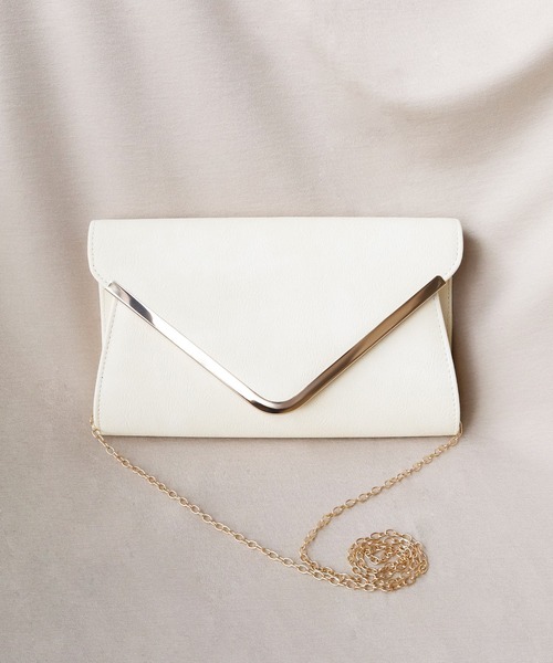 girl（ガール）の「V字プレートフェイクレザークラッチパーティーバッグ 結婚式 パーティー お呼ばれ オケージョン（クラッチバッグ・レディース・ベージュ/ブラック/グレー/チャコールグレー/グレイッシュベージュ・FREE）」の8枚目の写真