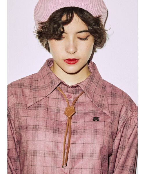 jouetie（ジュエティ）の「エンボスループタイ（ネックレス・レディース・アイボリー/ブラック/ブラウン・FREE）」の10枚目の写真