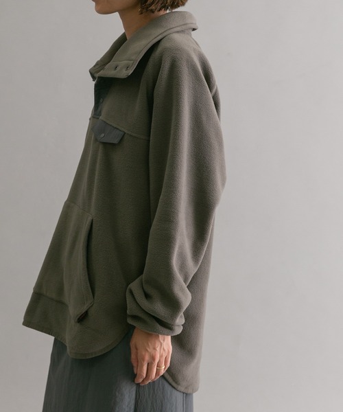 Gramicci（グラミチ）の「『別注』『ユニセックス』GRAMICCI　フリースプルオーバー（その他トップス・メンズ・ブラック/グレー・SMALL/MEDIUM/LARGE）」の13枚目の写真