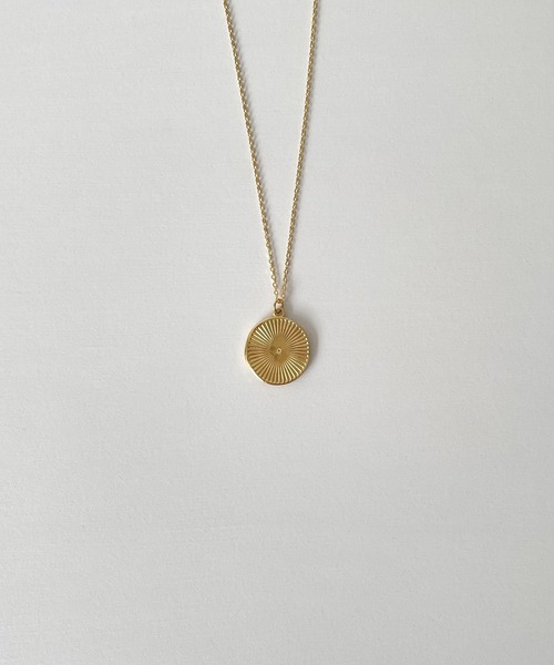 CANAL JEAN（キャナルジーン）の「Pt(ピーティー) コインネックレス（ネックレス・レディース・シルバー/ゴールド・ONE SIZE）」の9枚目の写真