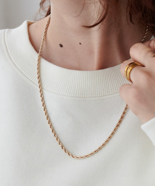 DISCOAT（ディスコート）の「裏起毛刺繍ロゴスウェット（スウェット・レディース・パープル/ネイビー/オフホワイト/ライトベージュ・FREE）」の15枚目の写真