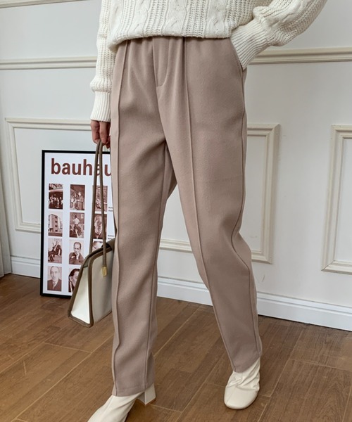 ECLIN(エクラン)の「ニットメルトンセンタープレスセミワイドパンツ(その他パンツ・レディース・アイボリー/ブラック/ベージュ/ブラウン・S/L/M)」の6枚目の写真