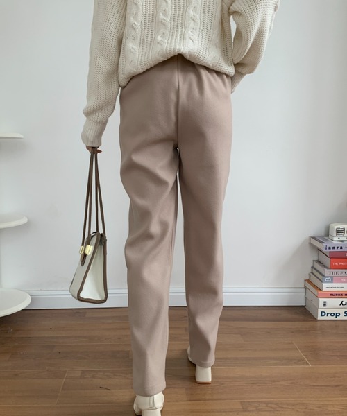 ECLIN(エクラン)の「ニットメルトンセンタープレスセミワイドパンツ(その他パンツ・レディース・アイボリー/ブラック/ベージュ/ブラウン・S/L/M)」の12枚目の写真