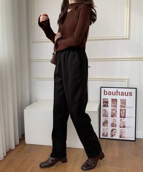 ECLIN(エクラン)の「ニットメルトンセンタープレスセミワイドパンツ(その他パンツ・レディース・アイボリー/ブラック/ベージュ/ブラウン・S/L/M)」の14枚目の写真