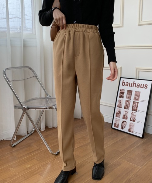 ECLIN(エクラン)の「ニットメルトンセンタープレスセミワイドパンツ(その他パンツ・レディース・アイボリー/ブラック/ベージュ/ブラウン・S/L/M)」の20枚目の写真
