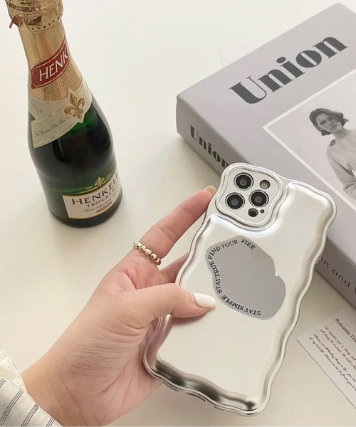 NOLITA LABORATORY（ノリータラボラトリー）の「【 NOLITA / ノリータ 】シルバー ブラケット 付き アイフォンカバー アイフォンケース iPhone 17 / 17pro / 17proMax / 16 / 16pro / 16proMax / 16plus / 11 / 12 / 13 / 14 / 15（スマホケース/カバー・レディース・シルバー/ブラック・F/H/B/G/A/I/C/E/D/J/K/O/N/P/Q/iPhone 15/iPhone 12 Pro Max/iPhone 16 Pro Max/iPhone 16 Pro/iPhone 16 Plus/iPhone 16/iPhone 12/iPhone 15 Pro/iPhone 14/iPhone 15 Pro Max/iPhone 14 Pro/iPhone 14 Plus/iPhone 12 Pro/iPhone 11/iPhone 14 Pro Max/iPhone 15 Plus/iPhone 13 Pro Max/iPhone 13/iPhone 13 Pro/iPhone 17 Pro Max/iPhone 17 Pro/iPhone 17/iPhone 16e/iPhone Air）」の5枚目の写真