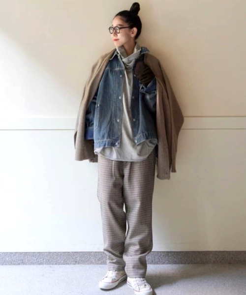 JOURNAL STANDARD LUXE（ジャーナルスタンダード　ラックス）の「メリノボイル Vネックカーディガン（カーディガン/ボレロ・レディース・チャコールグレー/ベージュ/ネイビー・FREE）」の18枚目の写真