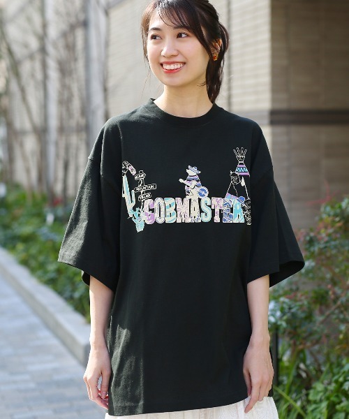 COBMASTER（コブマスター）の「COBMASTER コラボ ロゴプリントTシャツ【ユニセックス】（Tシャツ/カットソー・メンズ・ブラック/ホワイト・MEDIUM/LARGE）」の10枚目の写真