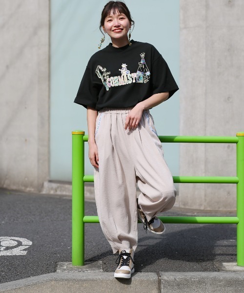 COBMASTER（コブマスター）の「COBMASTER コラボ ロゴプリントTシャツ【ユニセックス】（Tシャツ/カットソー・メンズ・ブラック/ホワイト・MEDIUM/LARGE）」の8枚目の写真