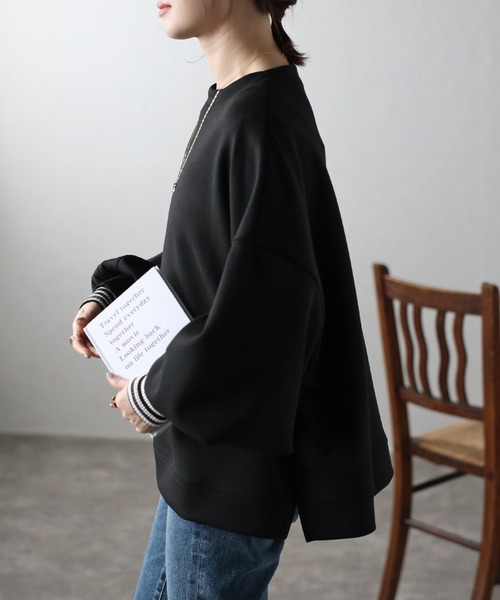 Fizz(フィズ)の「【Fizz/フィズ】 ぽわん袖 ダンボールプルオーバー(スウェット・レディース・ライトブルー/アイボリー/ライトグリーン/ピンクベージュ/ブラック/グレー・M)」の10枚目の写真