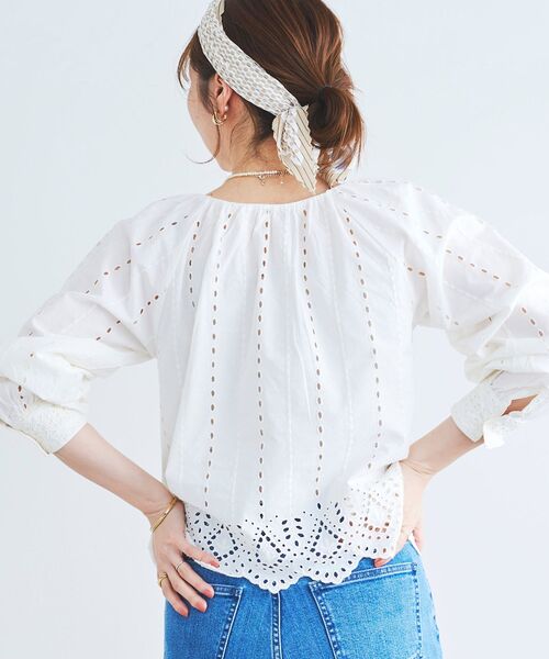 le.coeur blanc(ルクールブラン)の「カットワークレースショートブラウス(シャツ/ブラウス・レディース・オフホワイト/ブラック・38)」の12枚目の写真