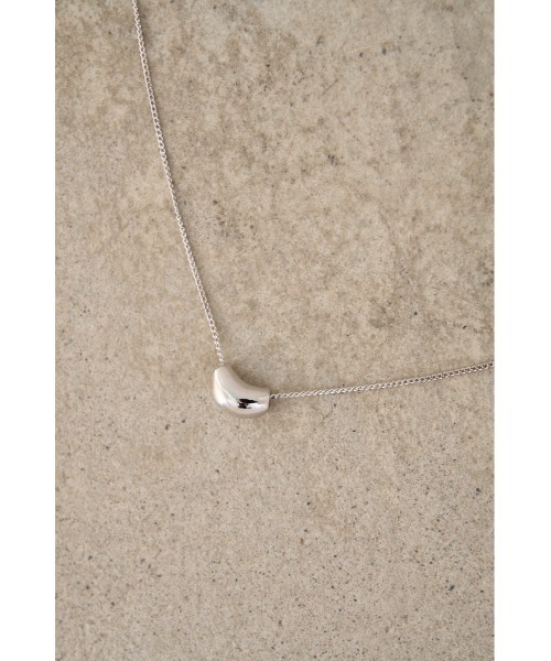 AZUL by moussy(アズールバイマウジー)の「NUANCE BAR NECKLACE/ニュアンスバーネックレス(ネックレス・レディース・シルバー/ゴールド系その他・FREE)」の3枚目の写真