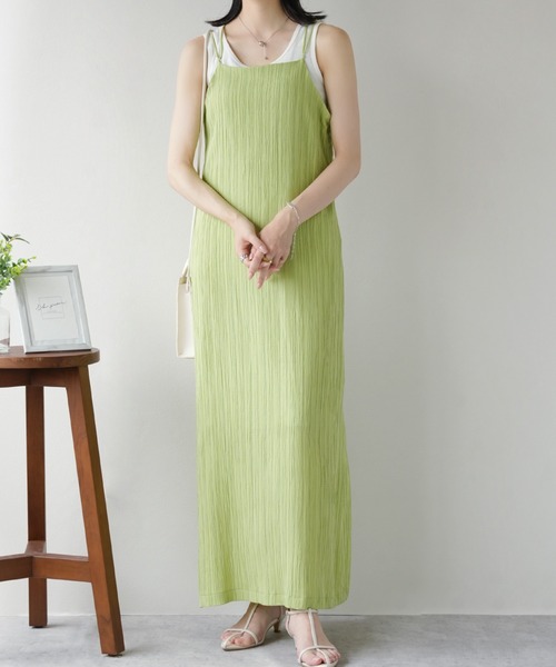 IAMUSE（アイアミューズ）の「楊柳ストライプ　バックオープンワンピース S0943【IAMUSE】（ワンピース・レディース・パープル/グリーン/ライトブラウン・FREE）」の7枚目の写真