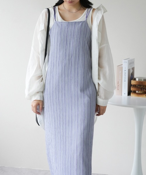 IAMUSE（アイアミューズ）の「楊柳ストライプ　バックオープンワンピース S0943【IAMUSE】（ワンピース・レディース・パープル/グリーン/ライトブラウン・FREE）」の21枚目の写真