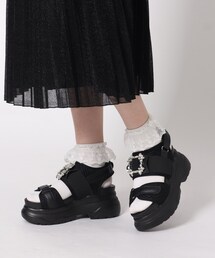 ◆軽量厚底2段ソール ビジューサンダル