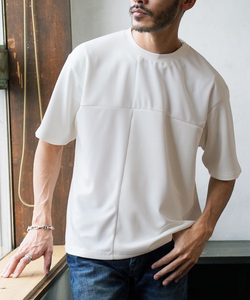 jiggys shop(ジギーズショップ)の「ポンチ×梨地 異素材切り替え Tシャツ(Tシャツ/カットソー・メンズ・オフホワイト/ライトグレー/ネイビー/ベージュ・LARGE/MEDIUM/X-LARGE)」の2枚目の写真