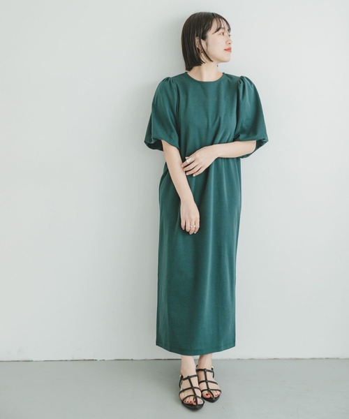 ITEMS URBANRESEARCH（アイテムズ アーバンリサーチ）の「『UR TECH』ソデボリュームワンピース（ワンピース・レディース・ブラック/グリーン・FREE）」の10枚目の写真