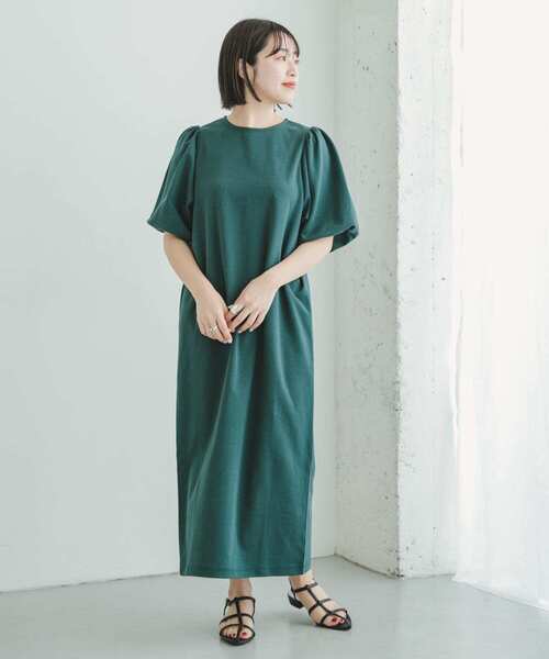 ITEMS URBANRESEARCH（アイテムズ アーバンリサーチ）の「『UR TECH』ソデボリュームワンピース（ワンピース・レディース・ブラック/グリーン・FREE）」の20枚目の写真