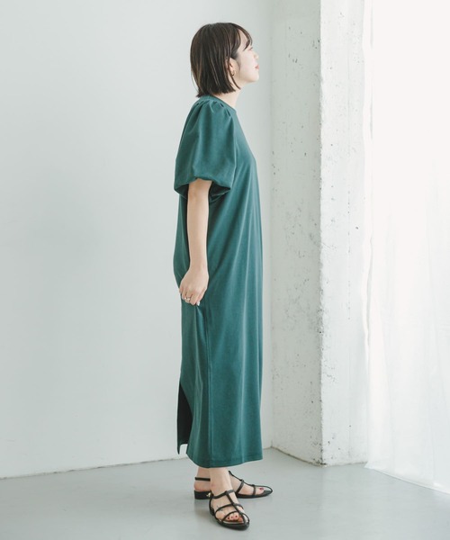 ITEMS URBANRESEARCH（アイテムズ アーバンリサーチ）の「『UR TECH』ソデボリュームワンピース（ワンピース・レディース・ブラック/グリーン・FREE）」の14枚目の写真