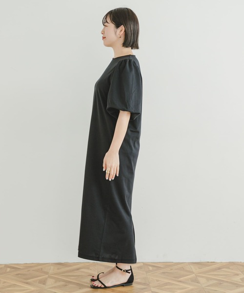 ITEMS URBANRESEARCH（アイテムズ アーバンリサーチ）の「『UR TECH』ソデボリュームワンピース（ワンピース・レディース・ブラック/グリーン・FREE）」の17枚目の写真