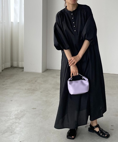 210nouve（トゥージュヌーブ）の「パールボタンギャザーワンピース（シャツワンピース・レディース・ブルー/ブラック/ホワイト・FREE）」の10枚目の写真