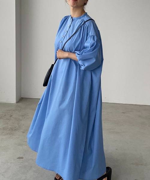 210nouve（トゥージュヌーブ）の「パールボタンギャザーワンピース（シャツワンピース・レディース・ブルー/ブラック/ホワイト・FREE）」の16枚目の写真