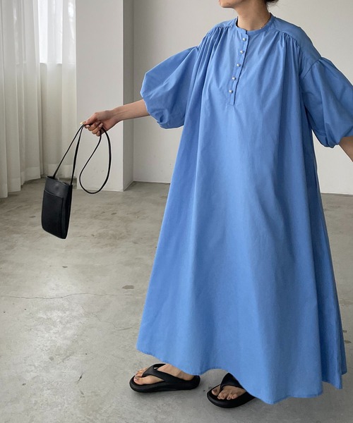 210nouve（トゥージュヌーブ）の「パールボタンギャザーワンピース（シャツワンピース・レディース・ブルー/ブラック/ホワイト・FREE）」の9枚目の写真