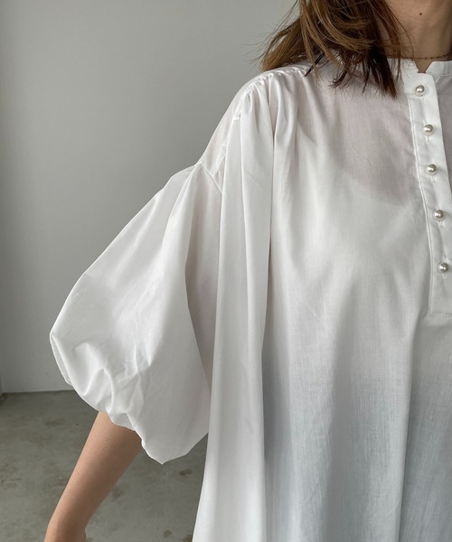 210nouve（トゥージュヌーブ）の「パールボタンギャザーワンピース（シャツワンピース・レディース・ブルー/ブラック/ホワイト・FREE）」の21枚目の写真