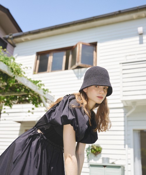 MIRO AMURETTE（ミロアミュレット）の「raglan volume onepiece/リブニットワンピース（ワンピース・レディース・ブラック・SMALL/MEDIUM）」の5枚目の写真